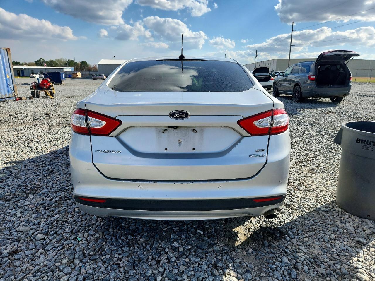 2016 FORD FUSION SE photo 11