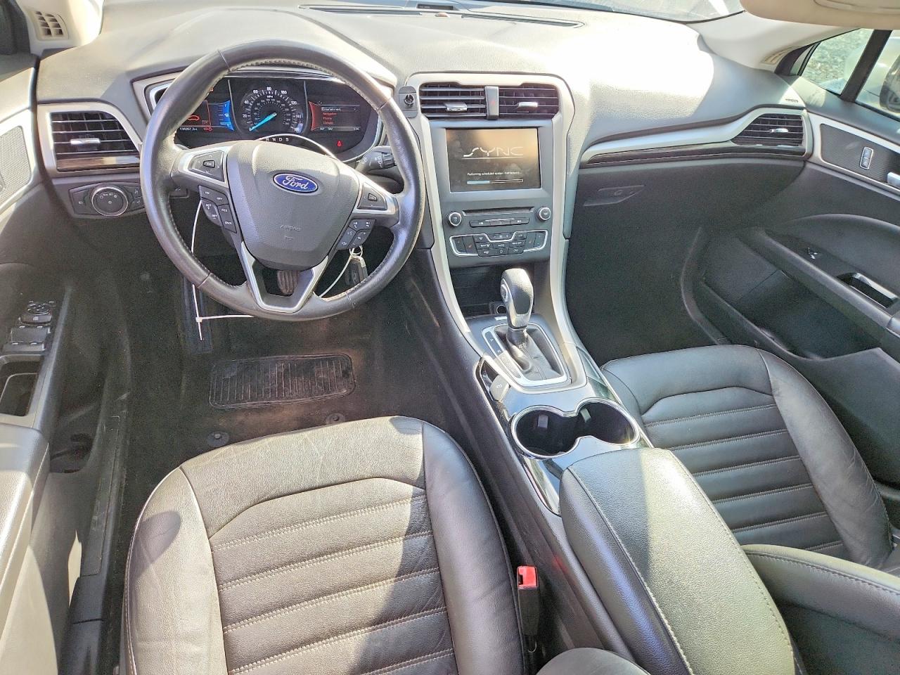 2016 FORD FUSION SE photo 15