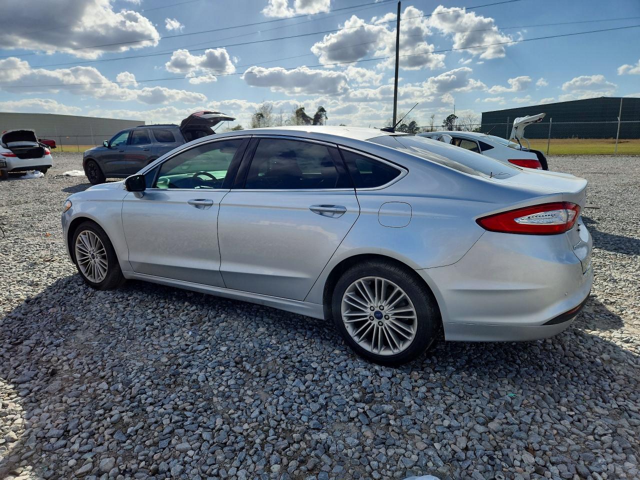 2016 FORD FUSION SE photo 3