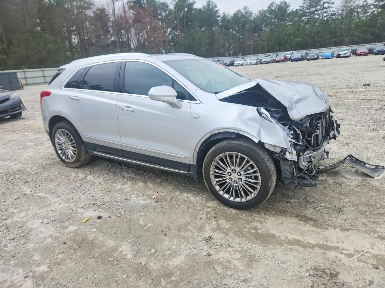 2018 CADILLAC XT5 LUXURY photo 4