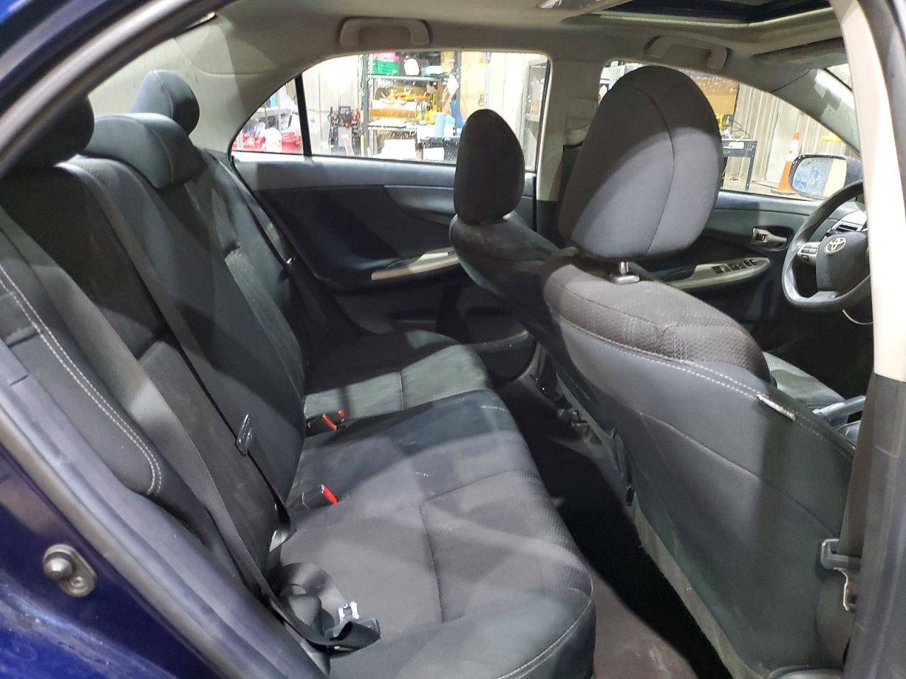 2012 TOYOTA COROLLA S photo 19