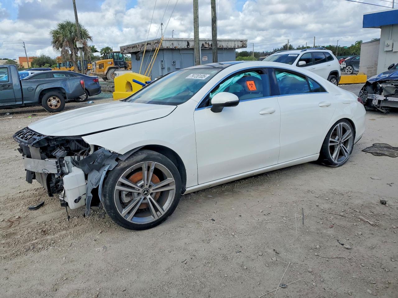 2021 MERCEDES-BENZ CLA 250 photo 2