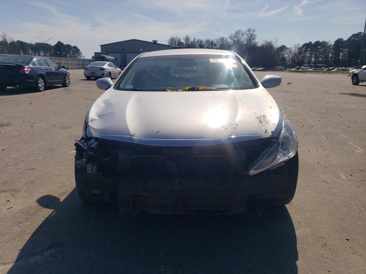 2011 HYUNDAI SONATA GLS photo 9