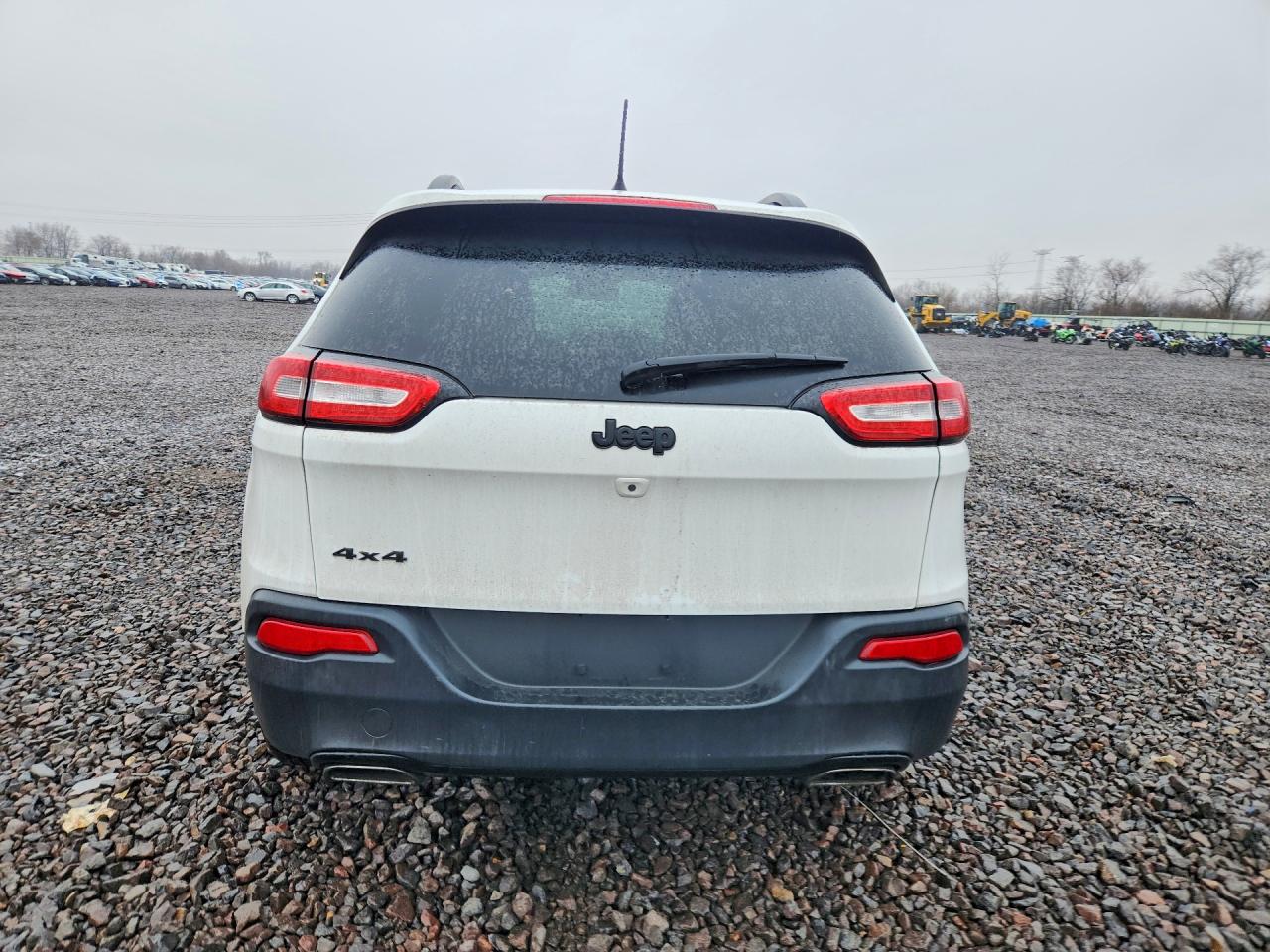 2016 JEEP CHEROKEE LATITUDE photo 6