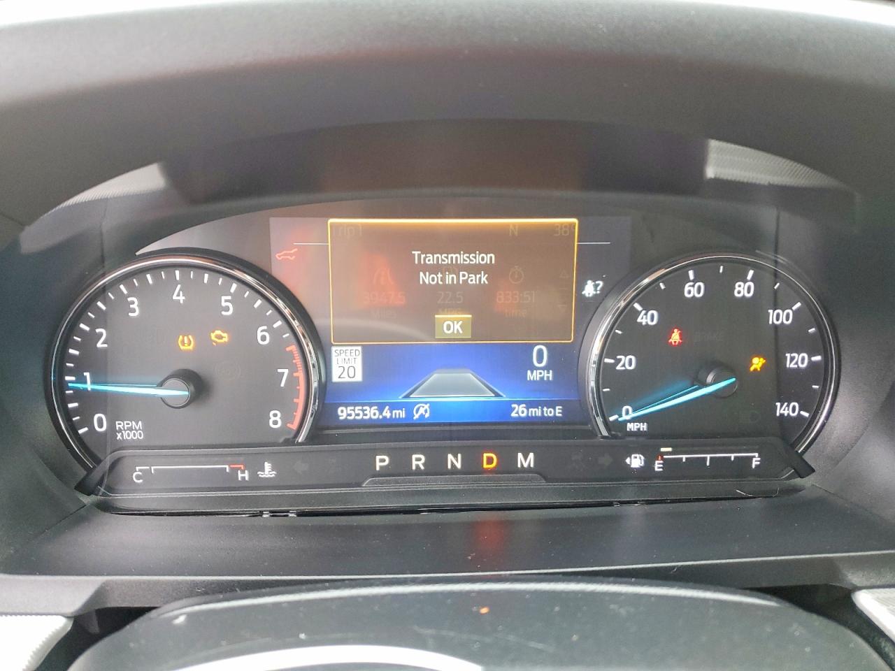 2020 FORD EXPLORER XLT photo 9