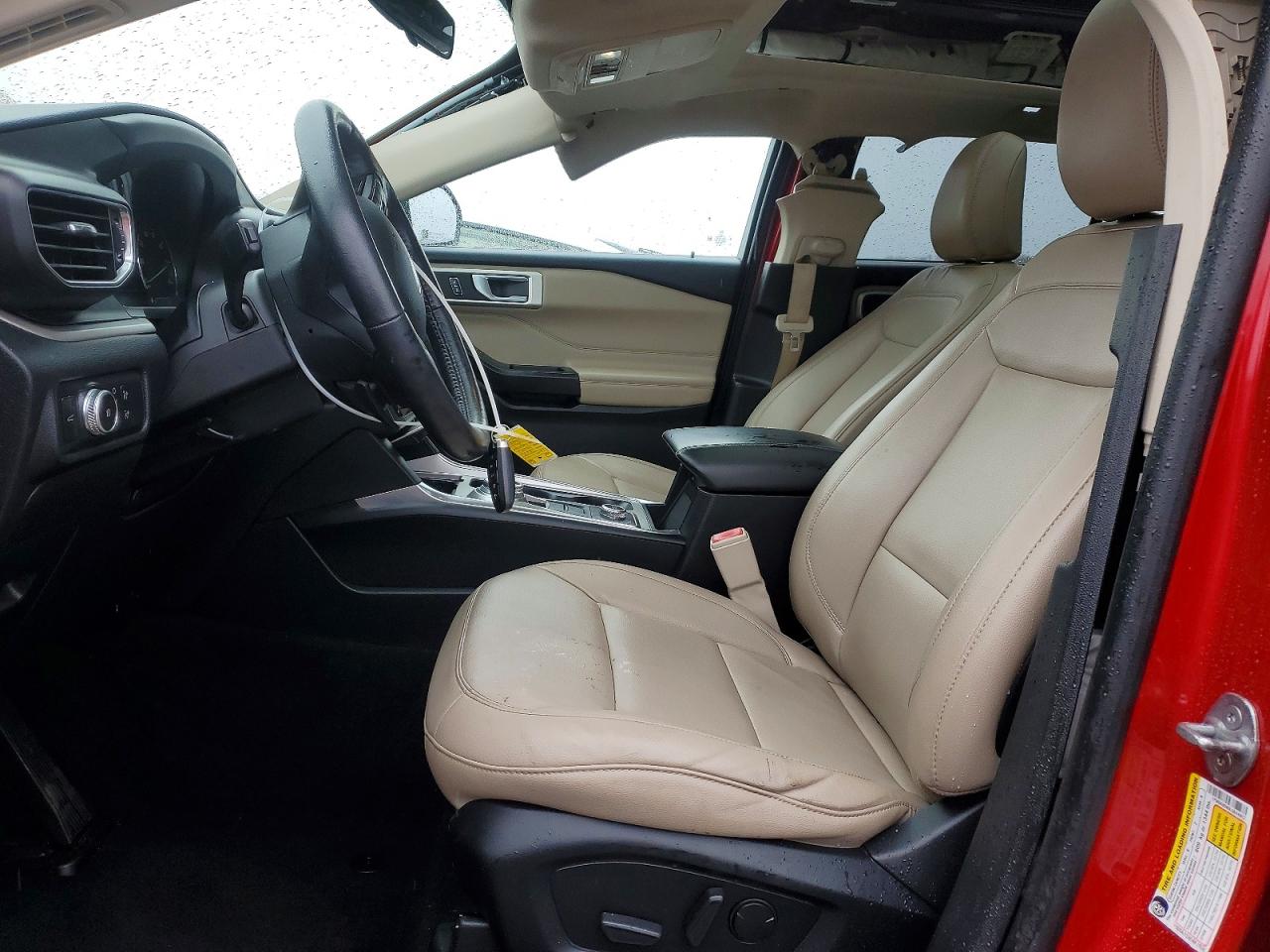 2020 FORD EXPLORER XLT photo 7