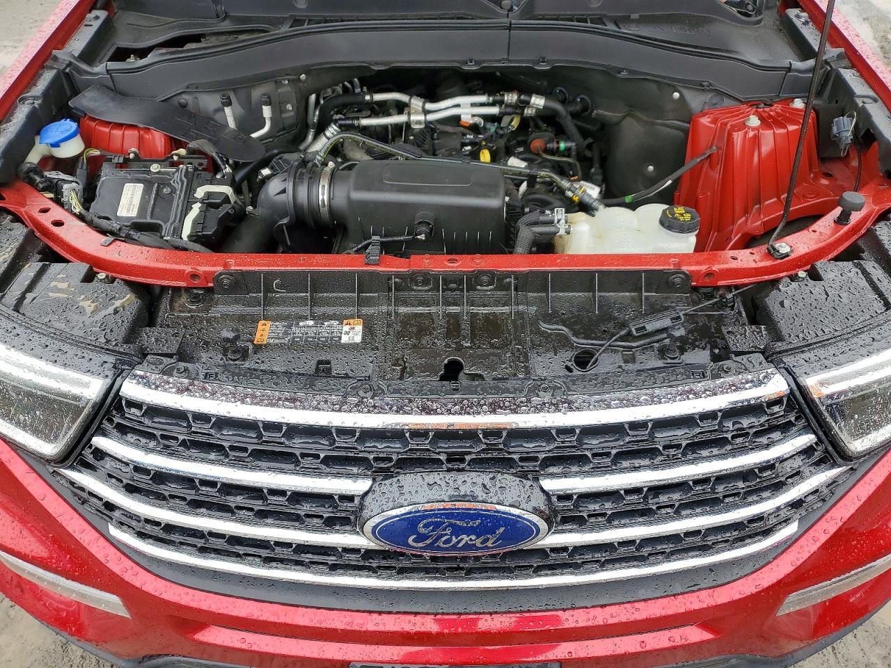 2020 FORD EXPLORER XLT photo 12