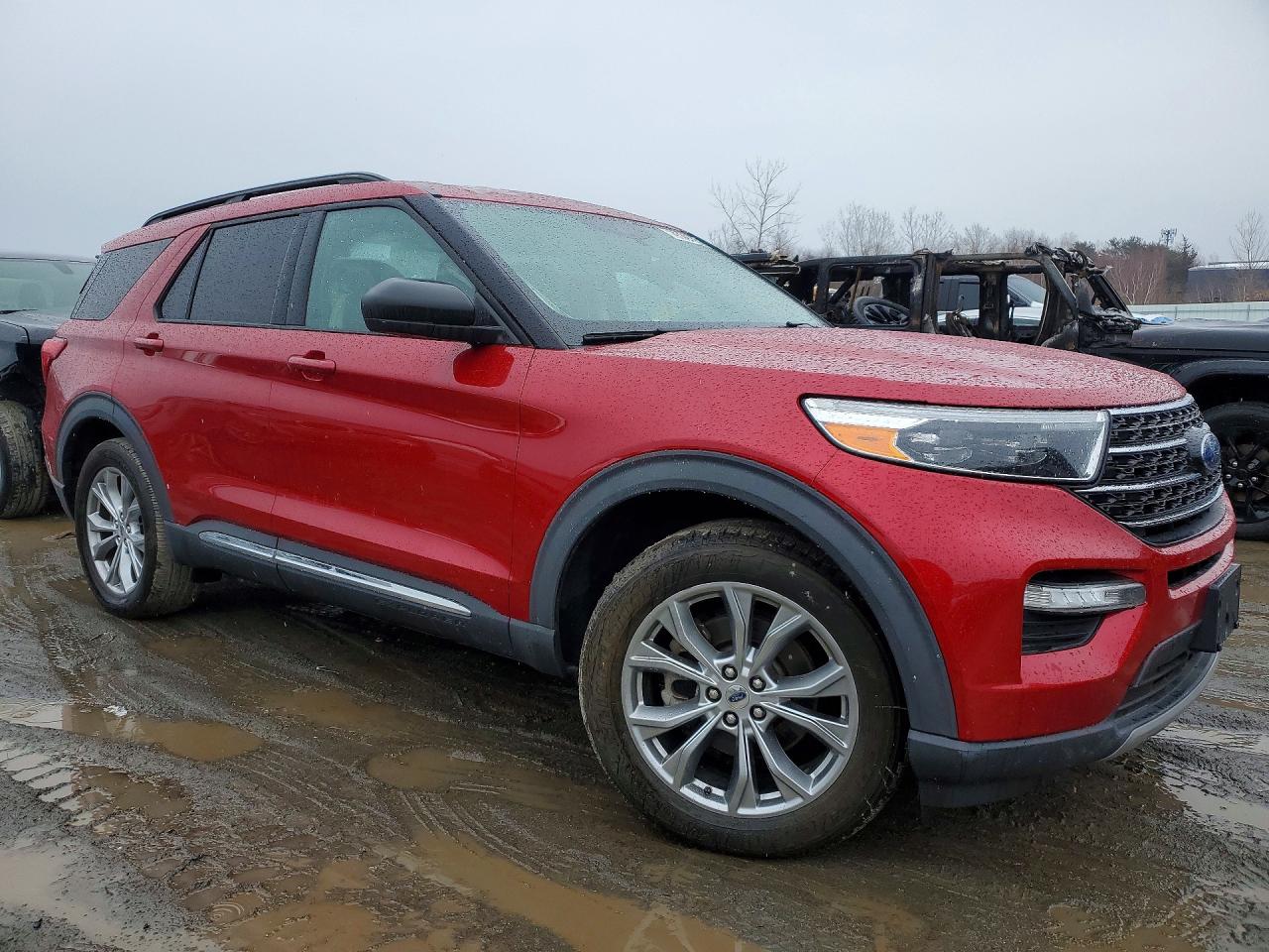 2020 FORD EXPLORER XLT photo 4
