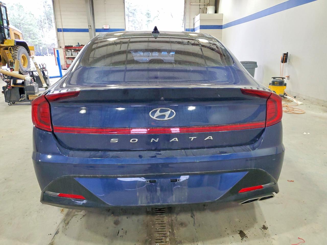 2020 HYUNDAI SONATA SEL photo 11