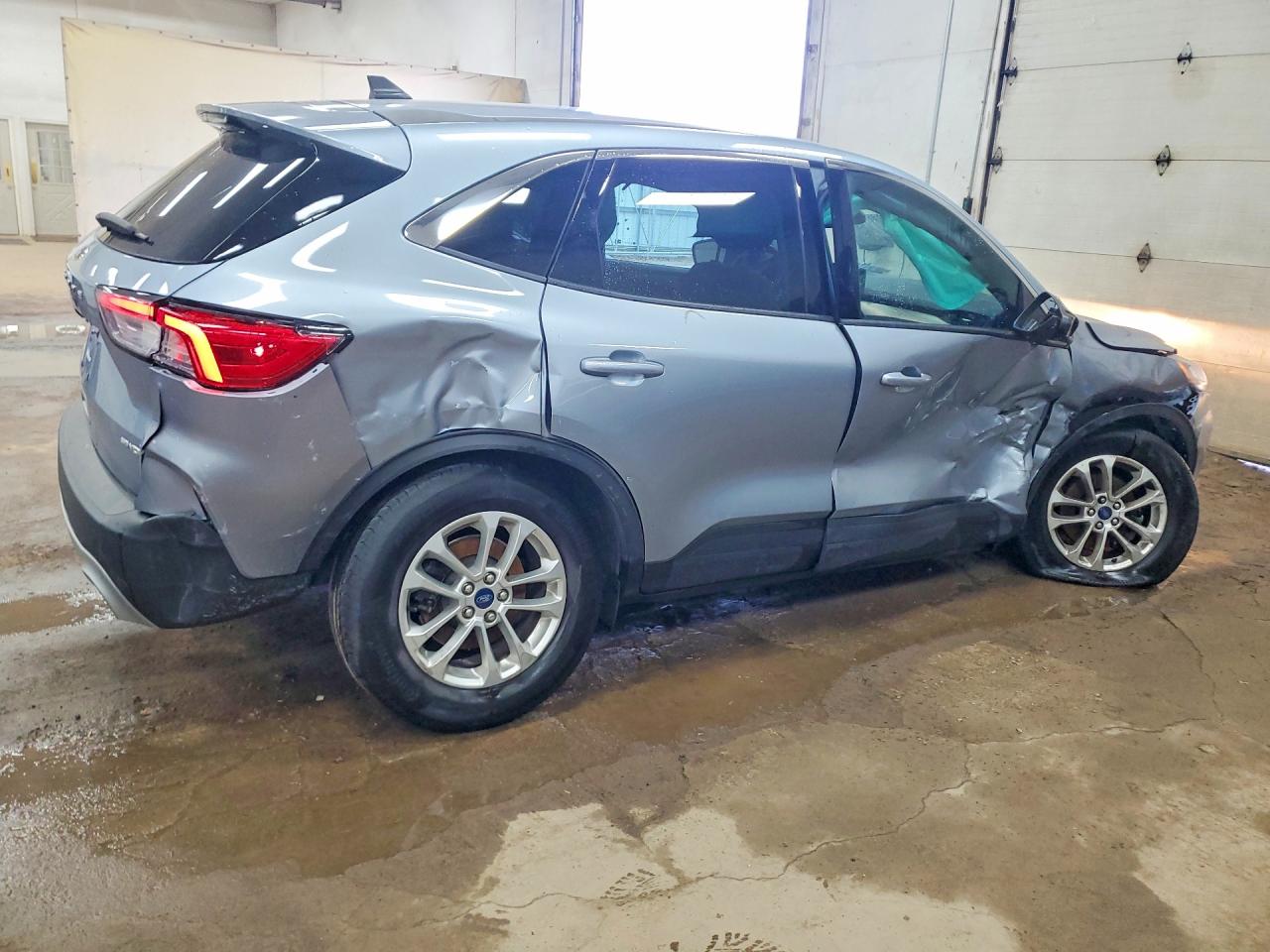 2022 FORD ESCAPE SE photo 3