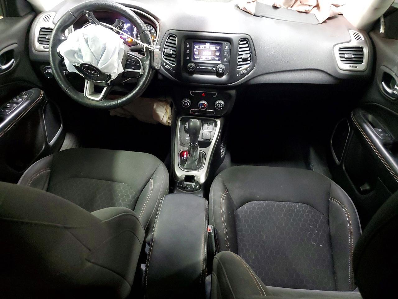 2017 JEEP COMPASS SPORT photo 8