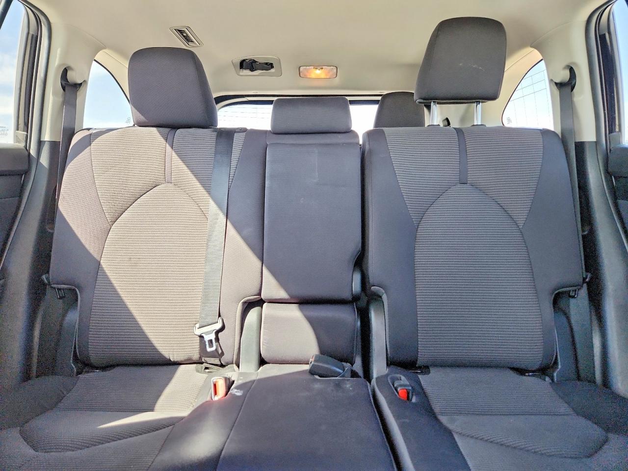 2022 TOYOTA HIGHLANDER LE photo 19