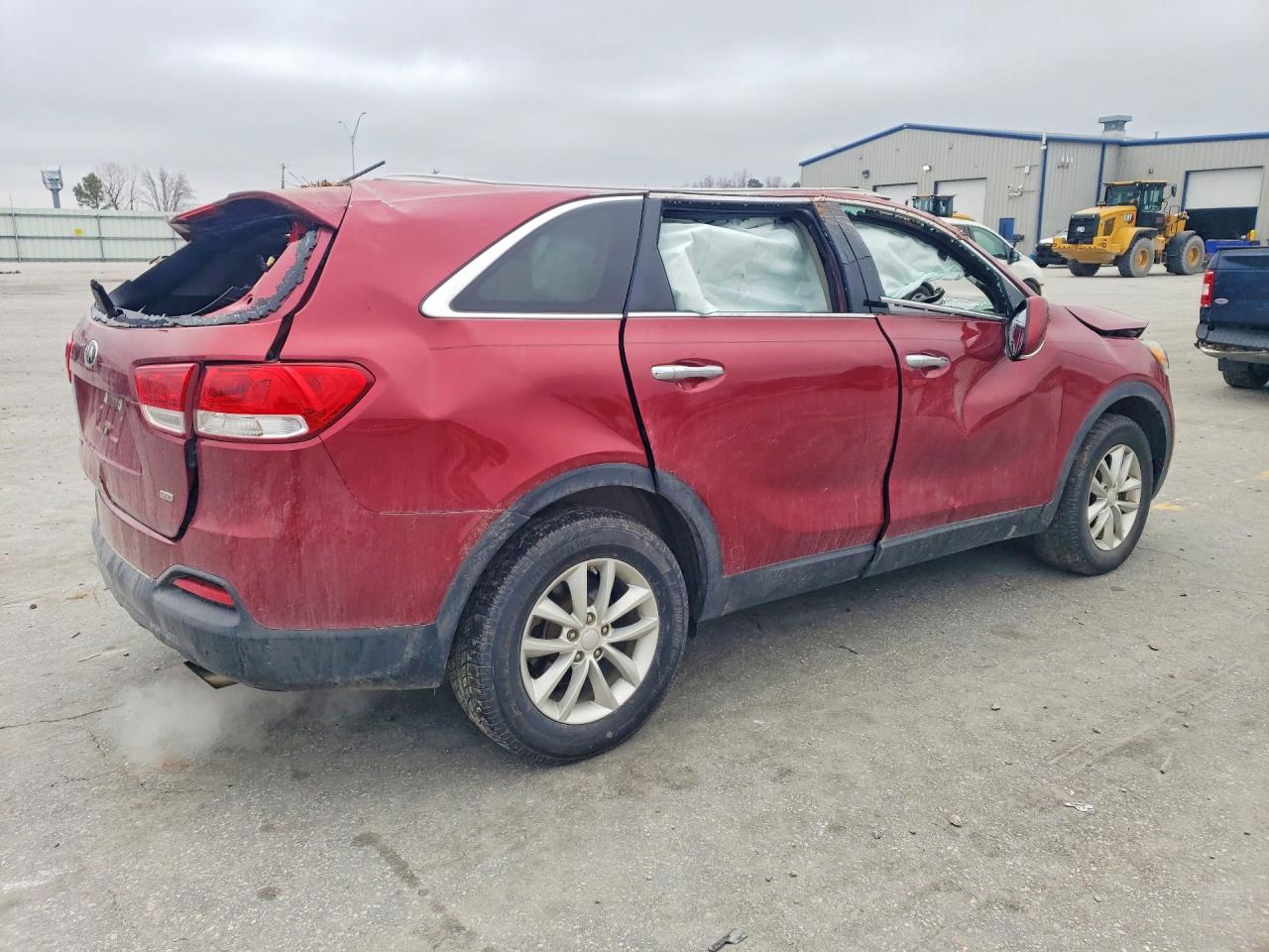 2017 KIA SORENTO LX photo 3