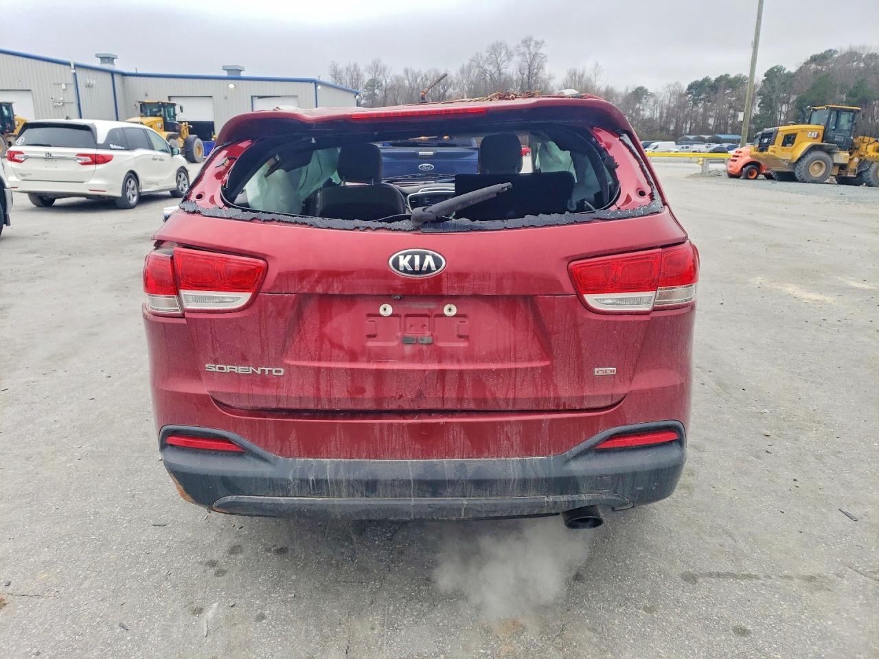 2017 KIA SORENTO LX photo 6