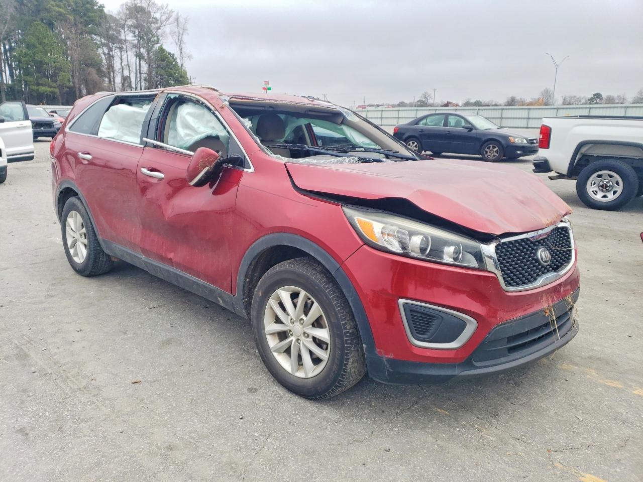 2017 KIA SORENTO LX photo 4