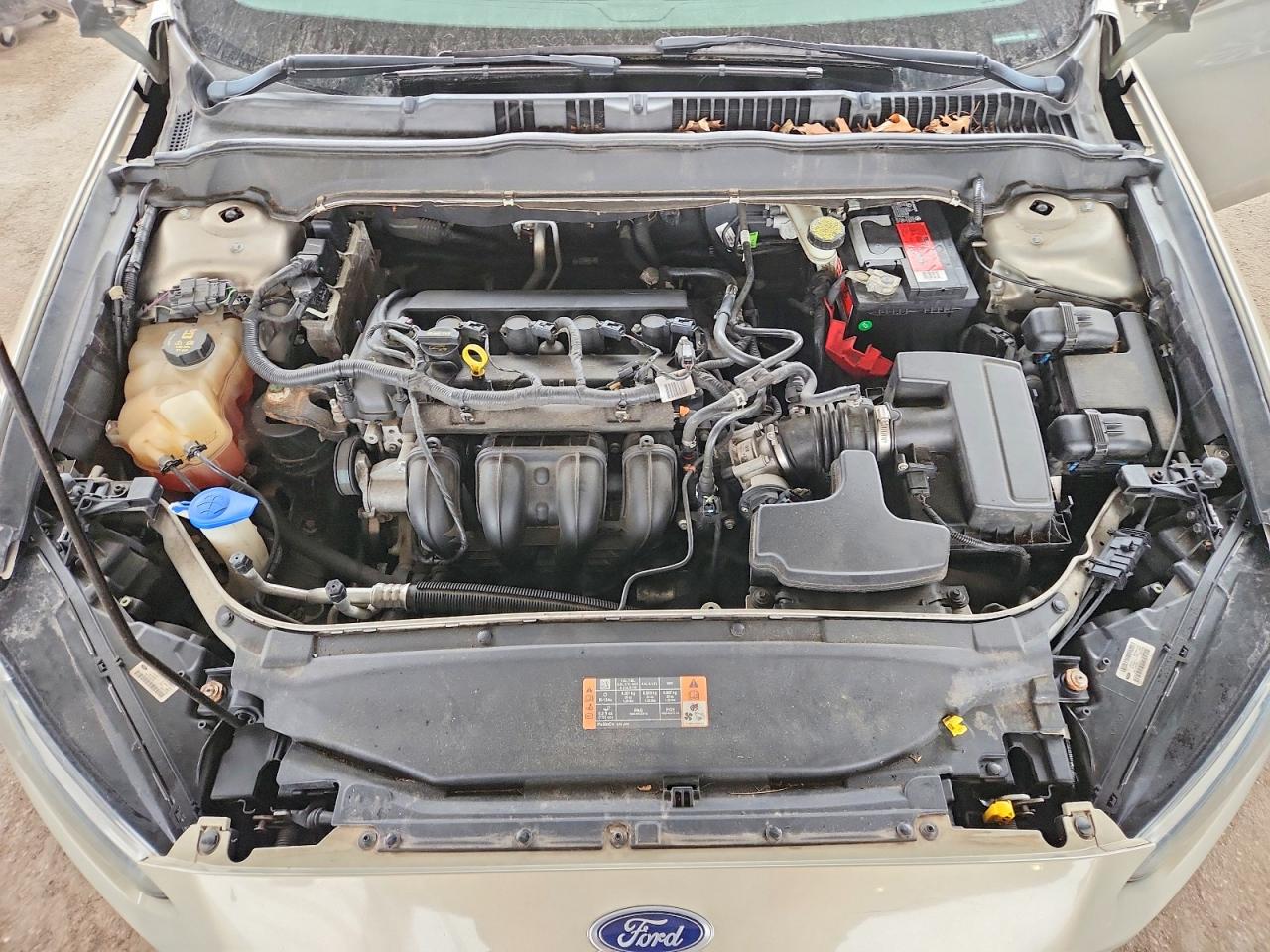 2015 FORD FUSION SE photo 21
