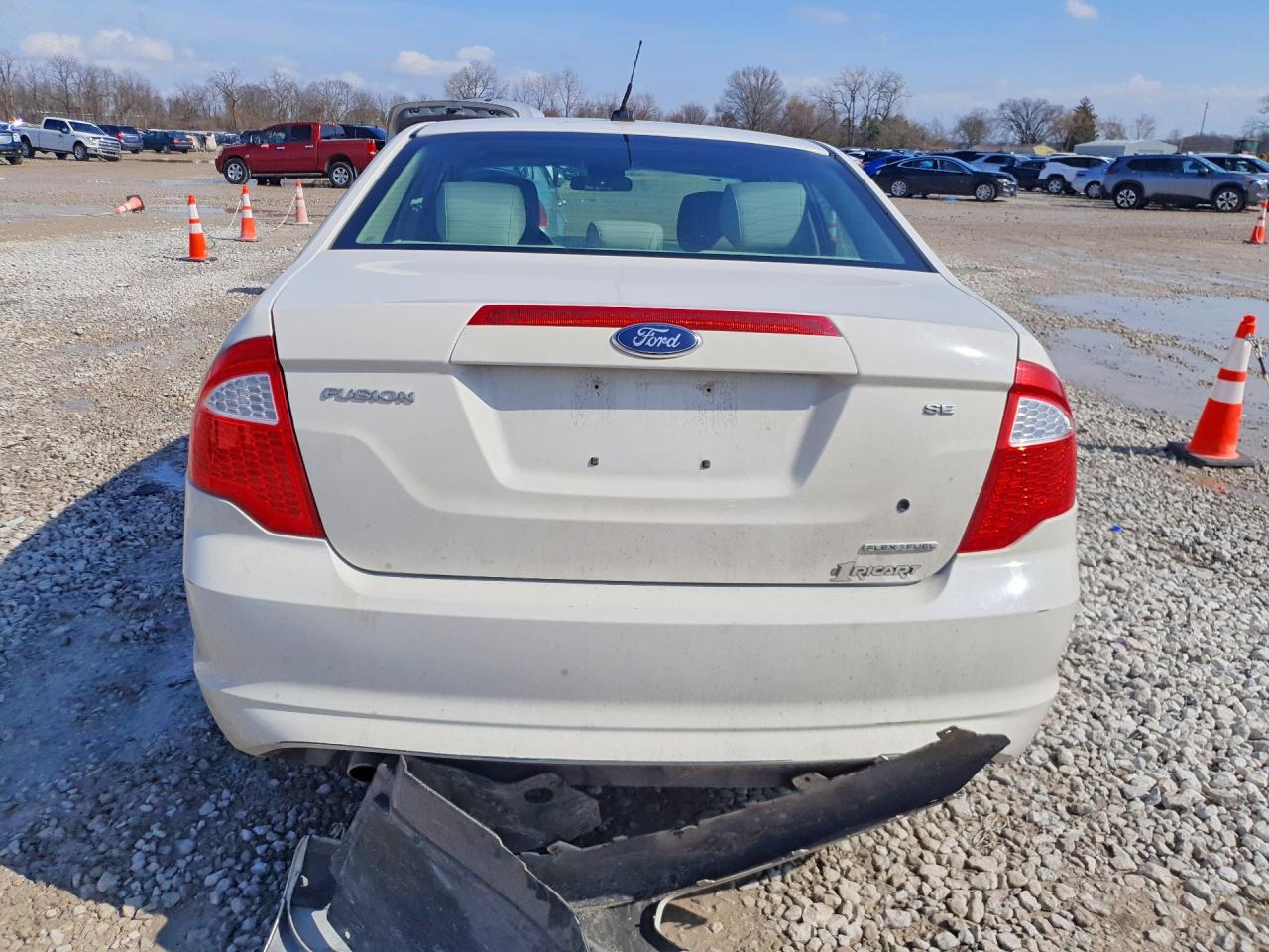 2011 FORD FUSION photo 6