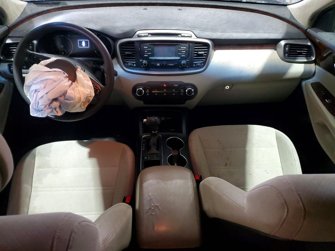 2016 KIA SORENTO LX V6 photo 15