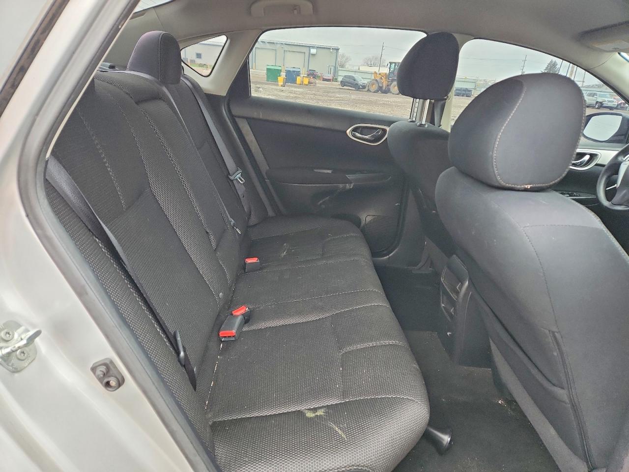 2013 NISSAN SENTRA S photo 10