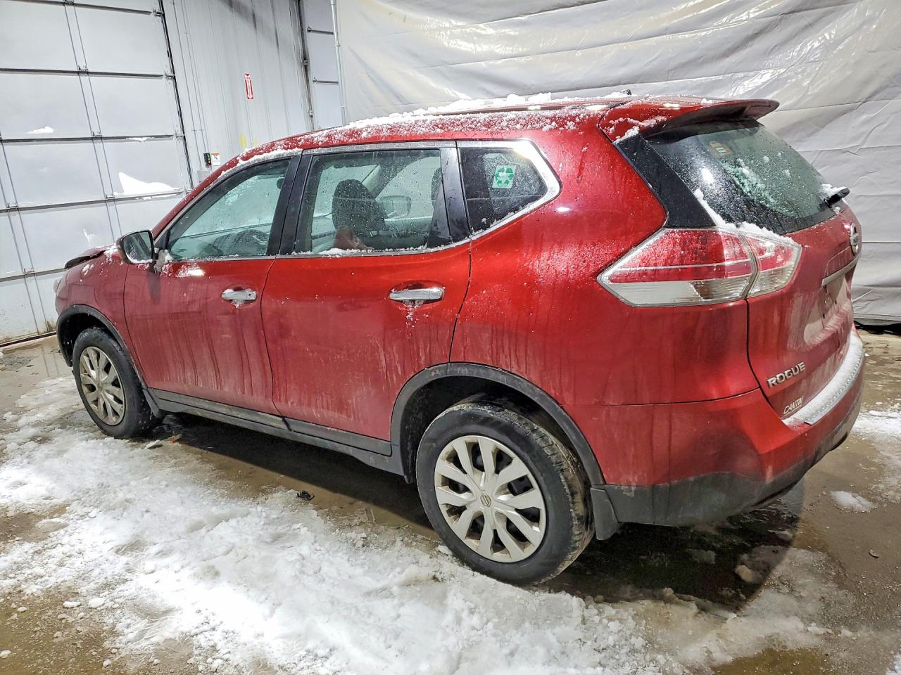 2014 NISSAN ROGUE S photo 2