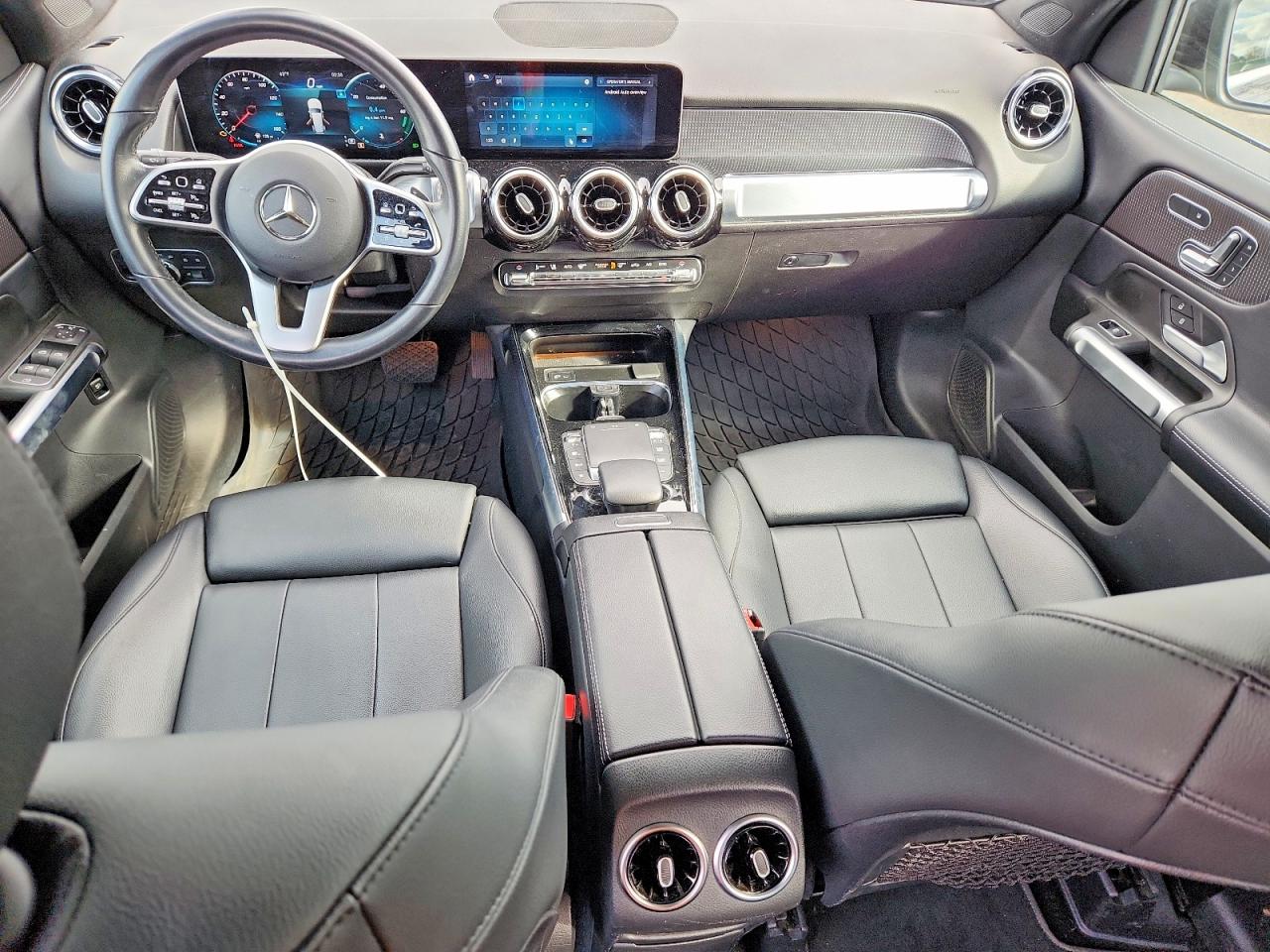 2021 MERCEDES-BENZ GLB 250 4MATIC photo 8