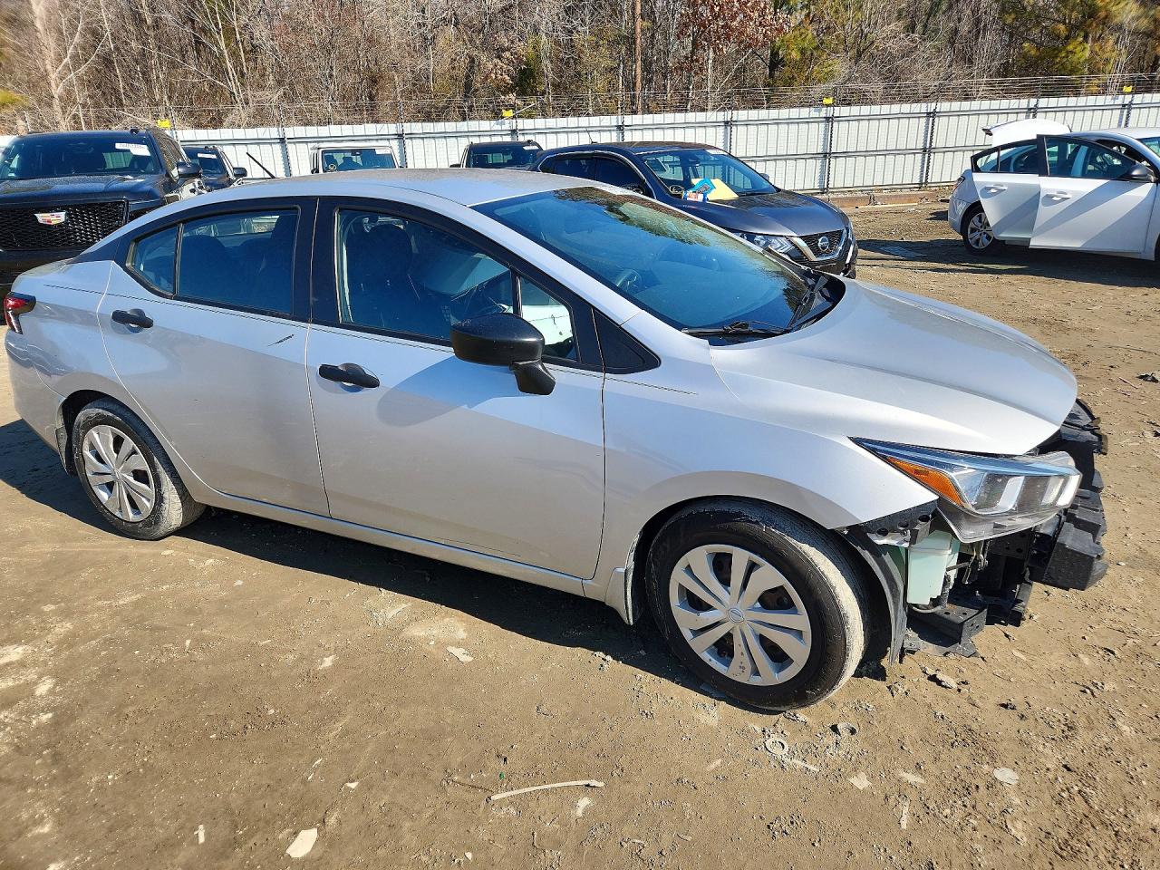 2020 NISSAN VERSA S photo 10
