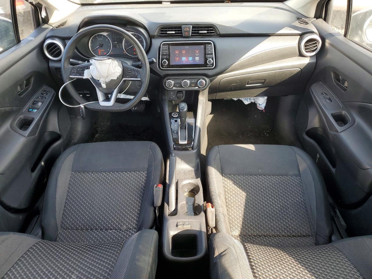 2020 NISSAN VERSA S photo 22