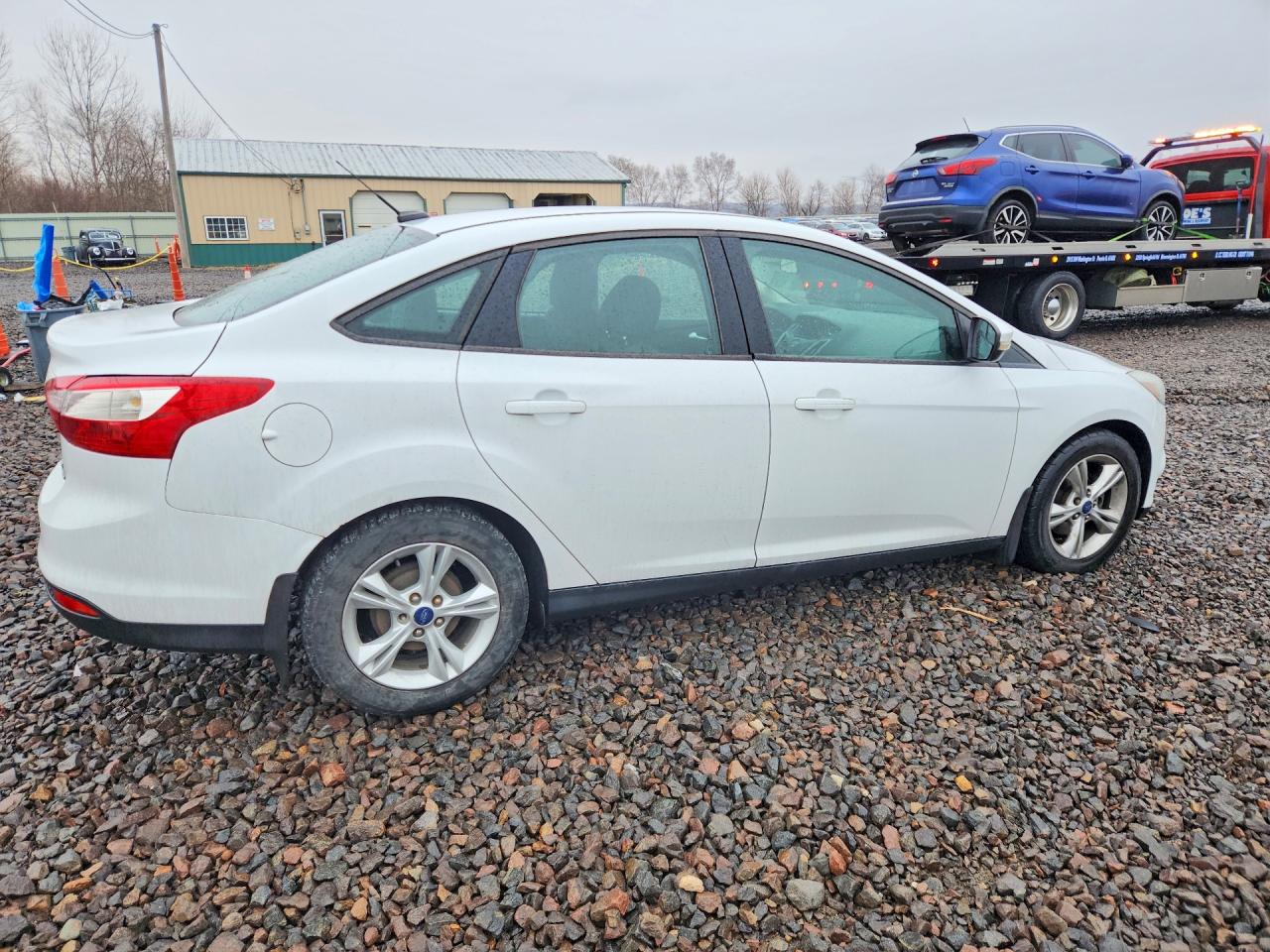 2014 FORD FOCUS SE photo 5