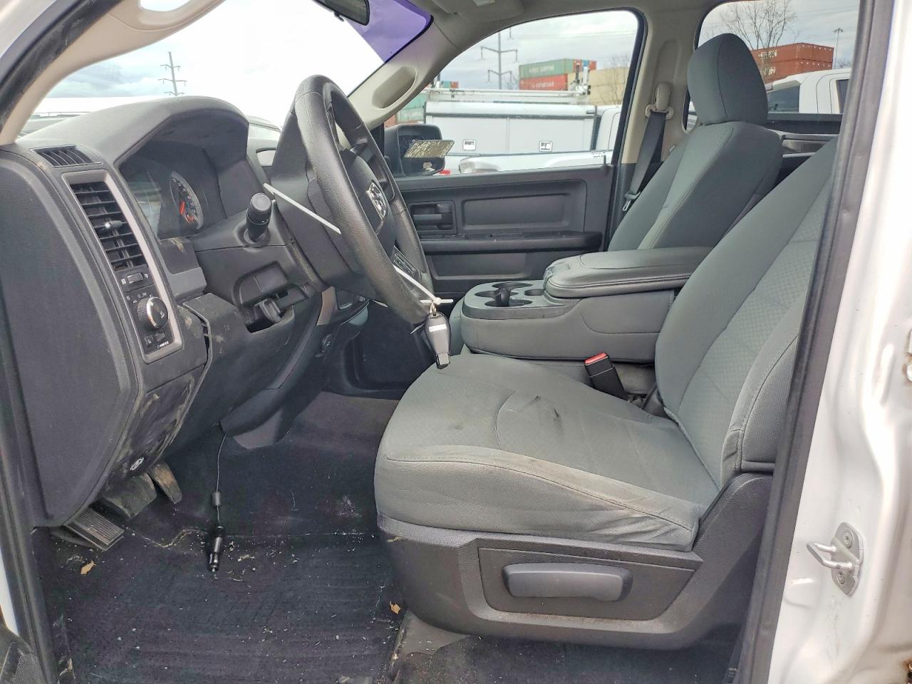 2013 RAM 1500 ST photo 7