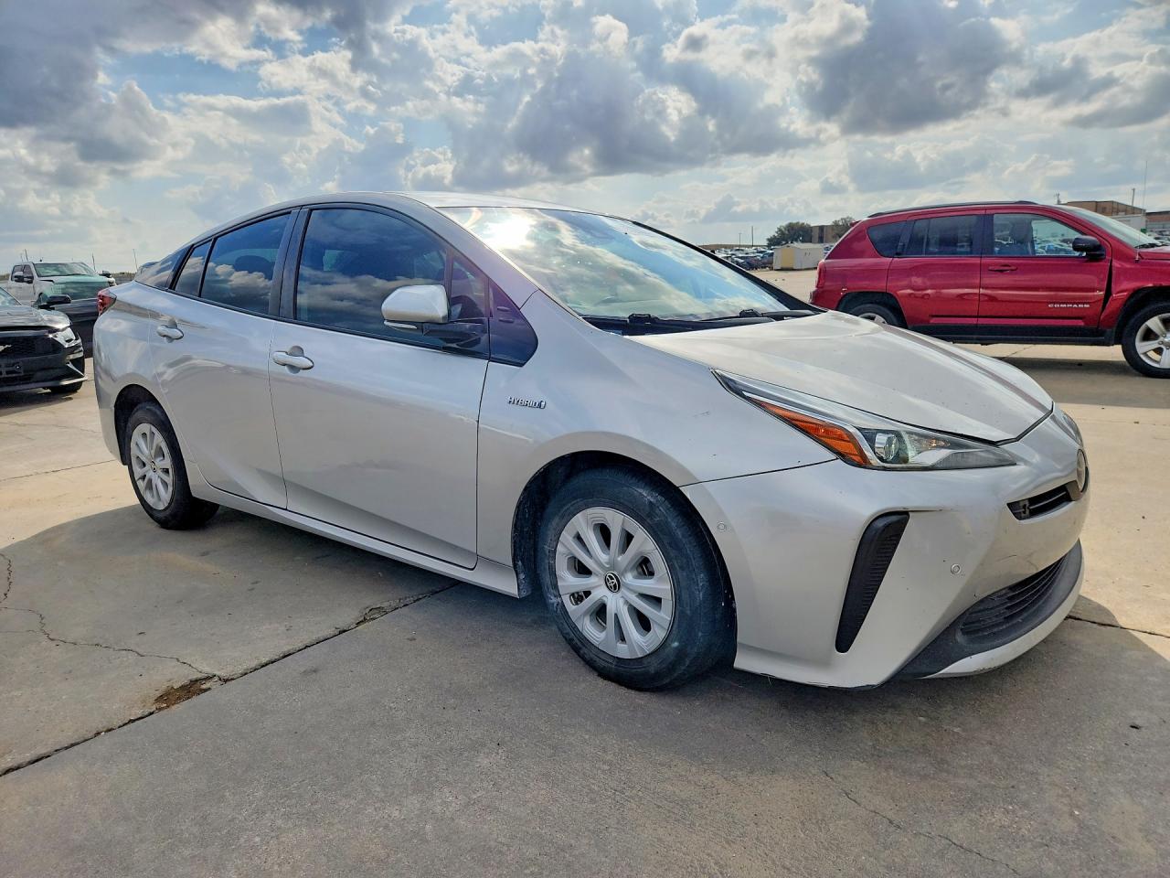 2019 TOYOTA PRIUS LE photo 4