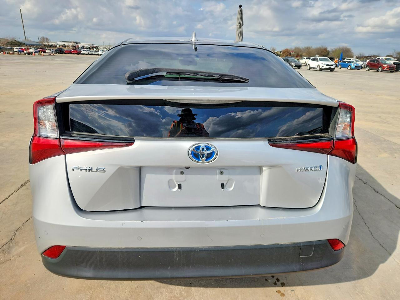 2019 TOYOTA PRIUS LE photo 6