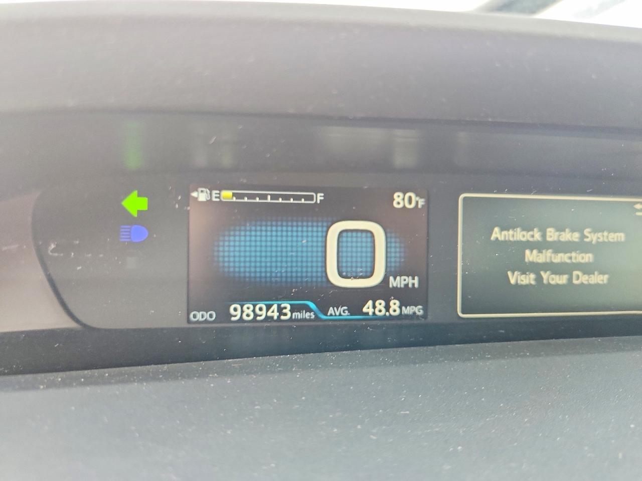2019 TOYOTA PRIUS LE photo 9