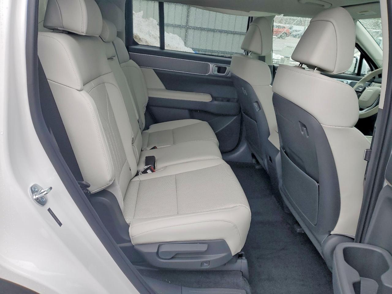 2026 HYUNDAI SANTA FE SEL photo 31