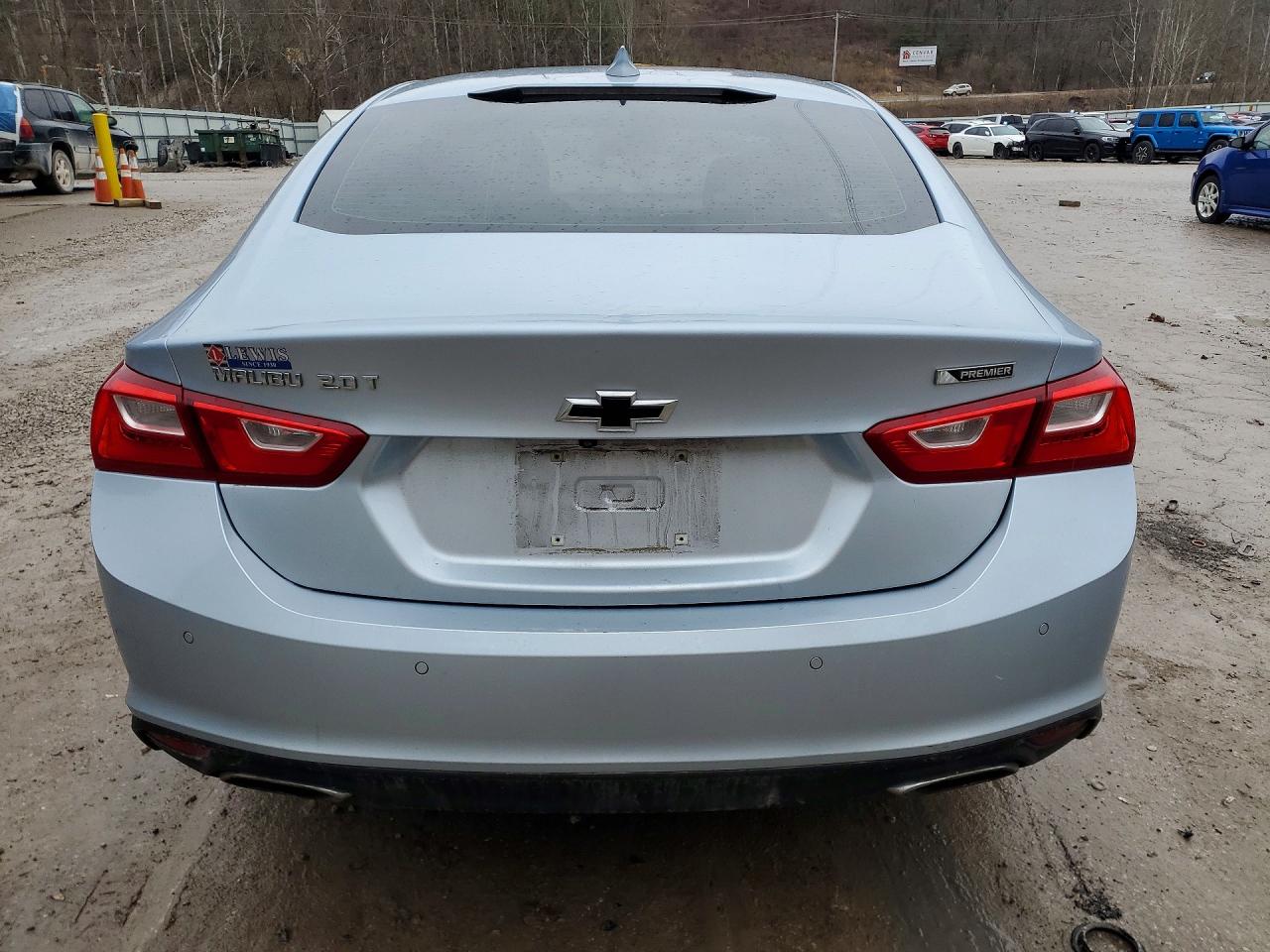 2018 CHEVROLET MALIBU PREMIER photo 11