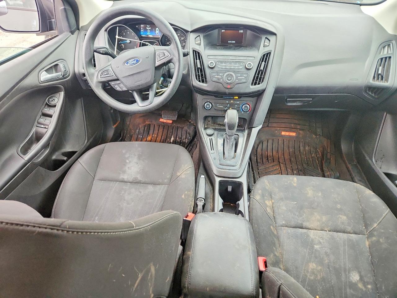 2018 FORD FOCUS SE photo 22