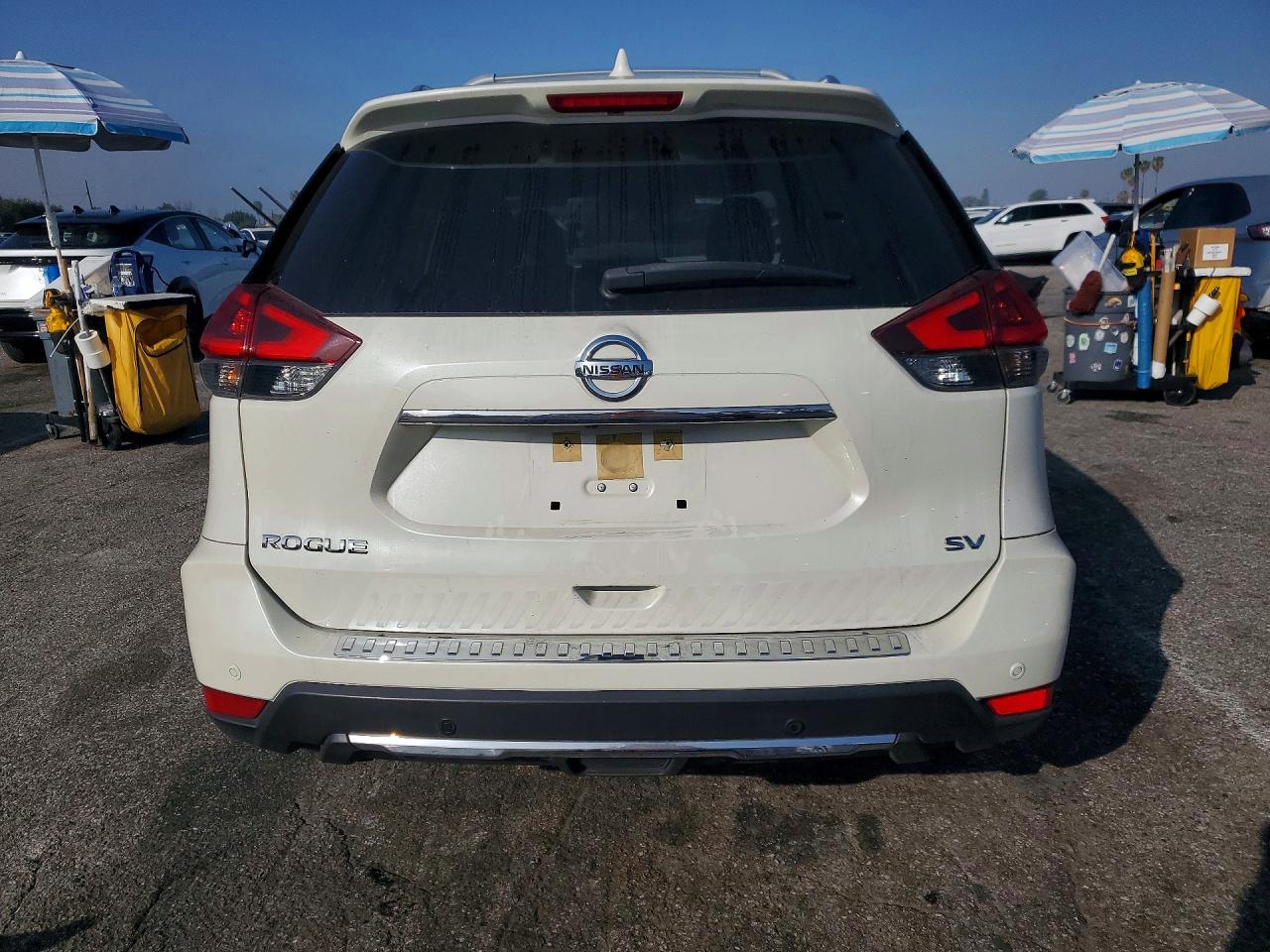 2020 NISSAN ROGUE SV photo 16