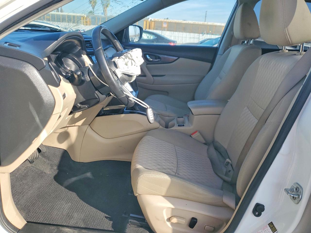 2020 NISSAN ROGUE SV photo 19