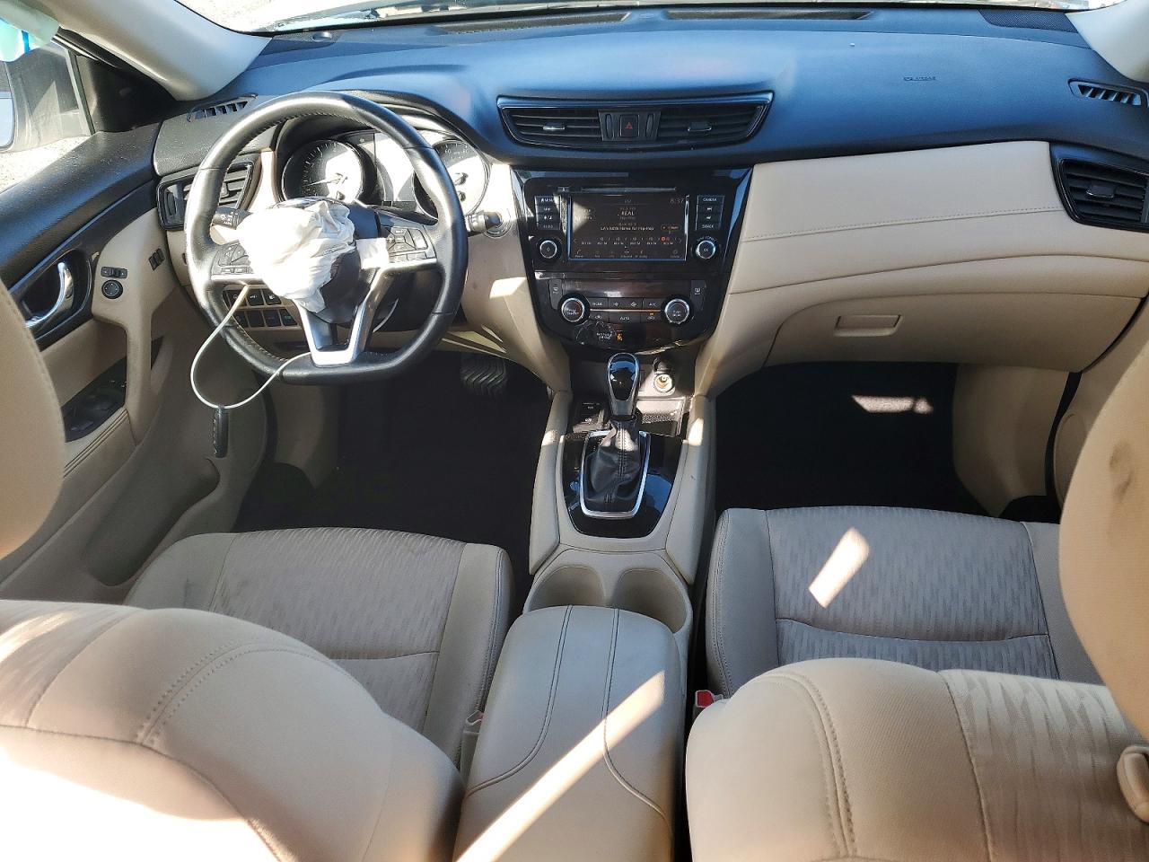 2020 NISSAN ROGUE SV photo 22