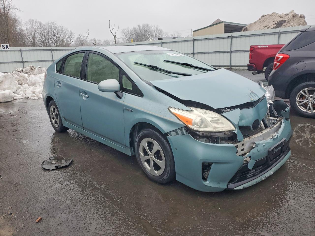 2013 TOYOTA PRIUS TWO photo 7