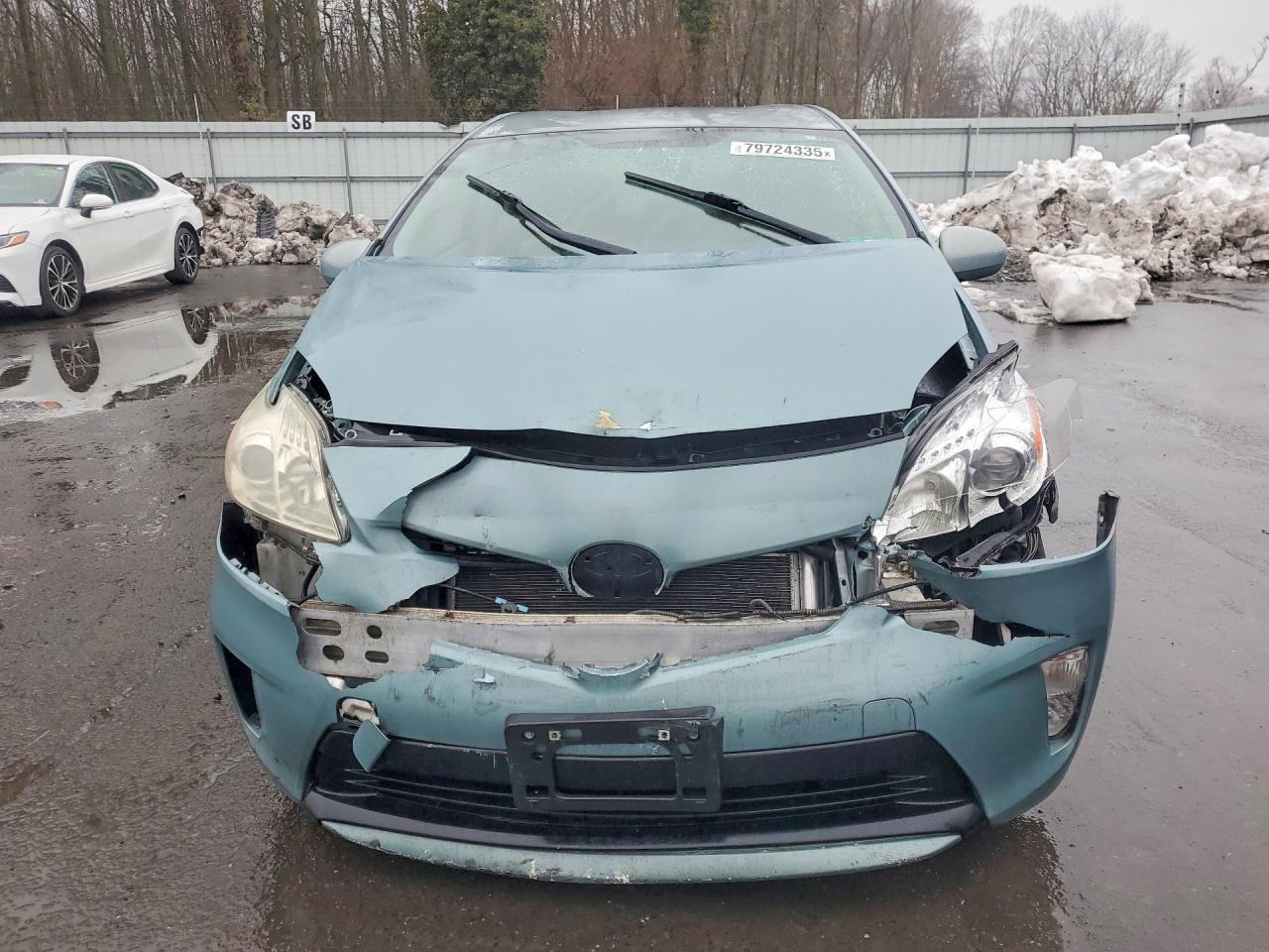2013 TOYOTA PRIUS TWO photo 9