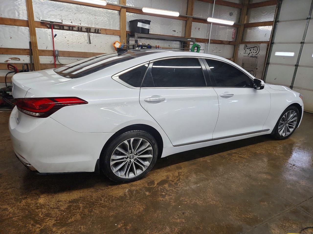 2015 HYUNDAI GENESIS 3.8L photo 7