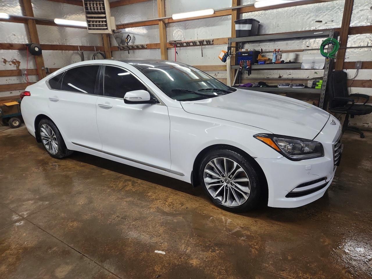 2015 HYUNDAI GENESIS 3.8L photo 10