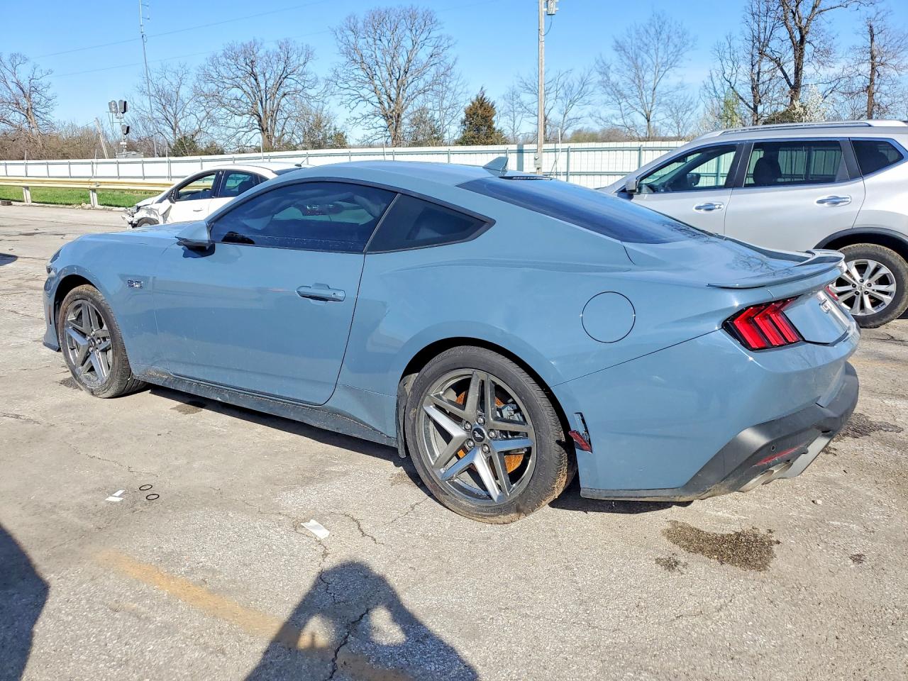 2025 FORD MUSTANG GT photo 2