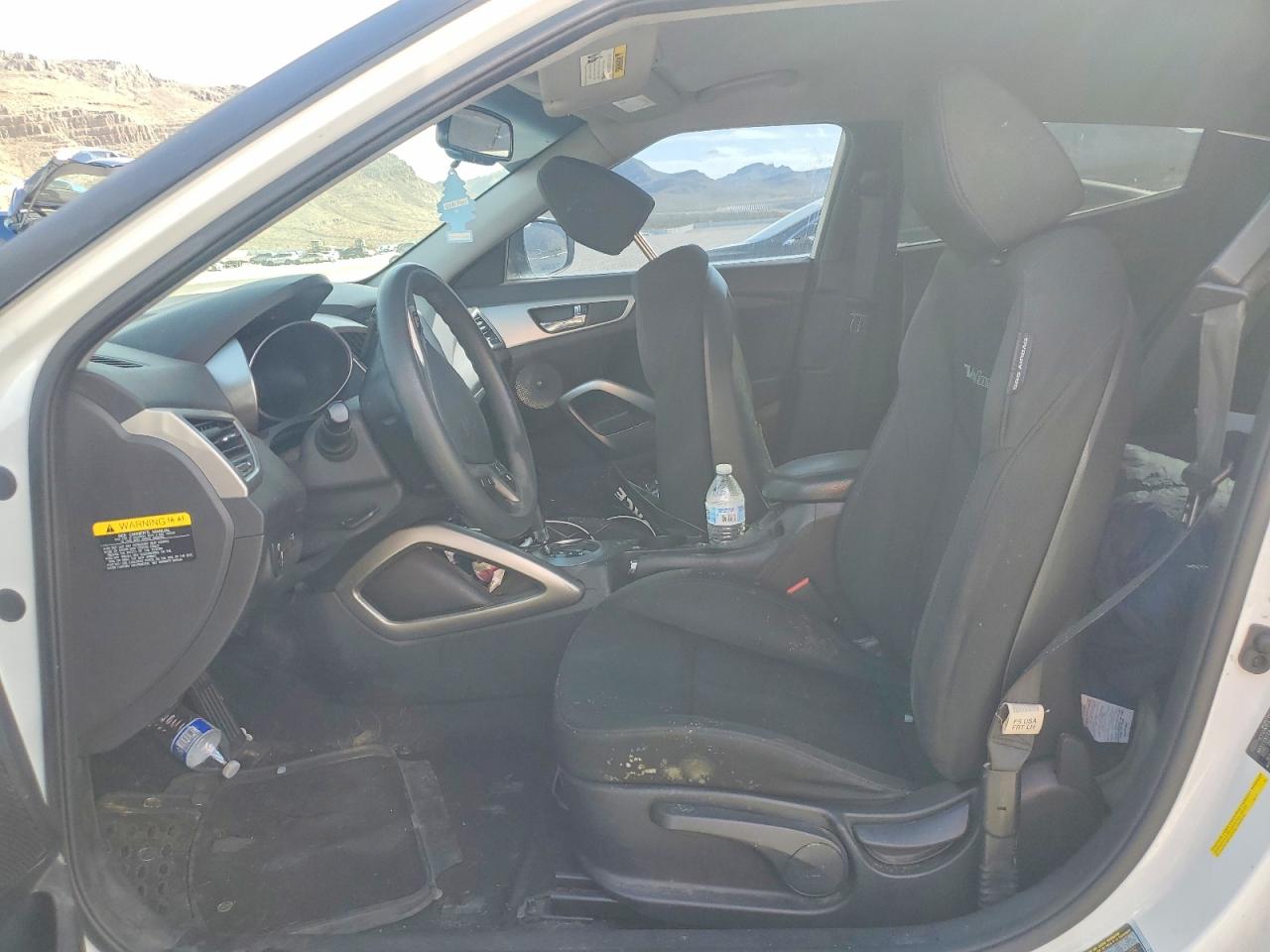2014 HYUNDAI VELOSTER BASE photo 7