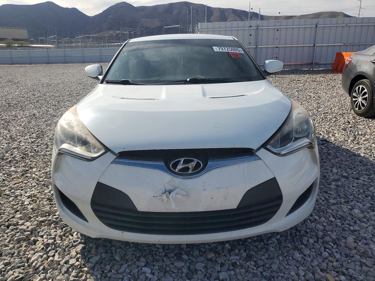 2014 HYUNDAI VELOSTER BASE photo 5