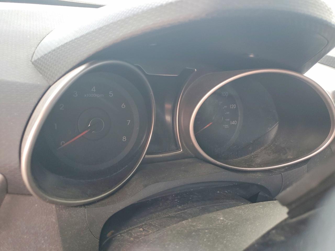 2014 HYUNDAI VELOSTER BASE photo 9