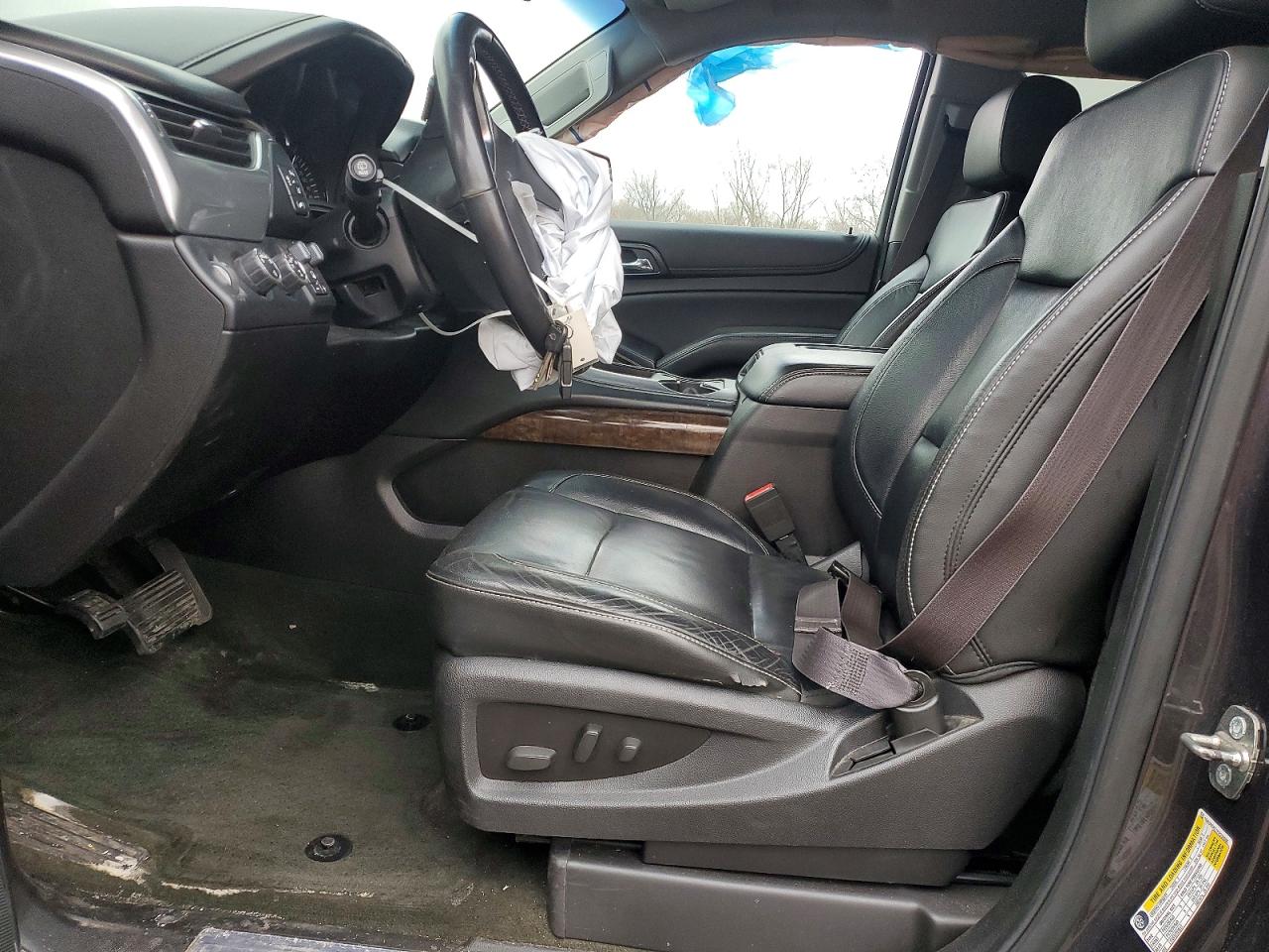 2015 CHEVROLET TAHOE K1500 LT photo 13