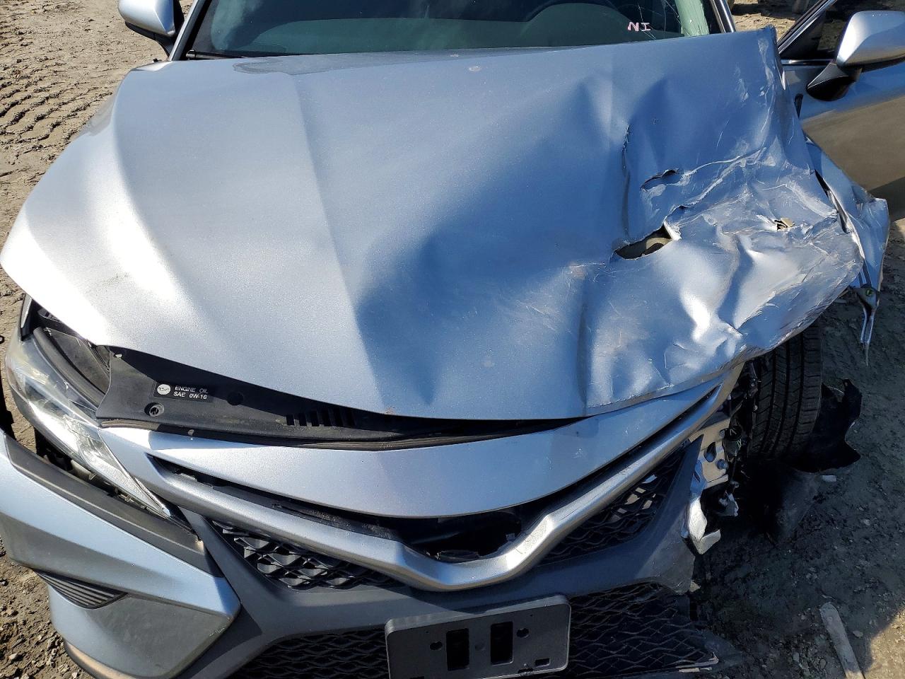 2018 TOYOTA CAMRY SE photo 31