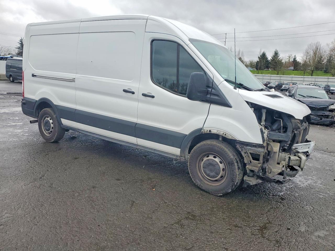 2020 FORD TRANSIT 250 MEDIUM ROOF DELIVERY VAN photo 4