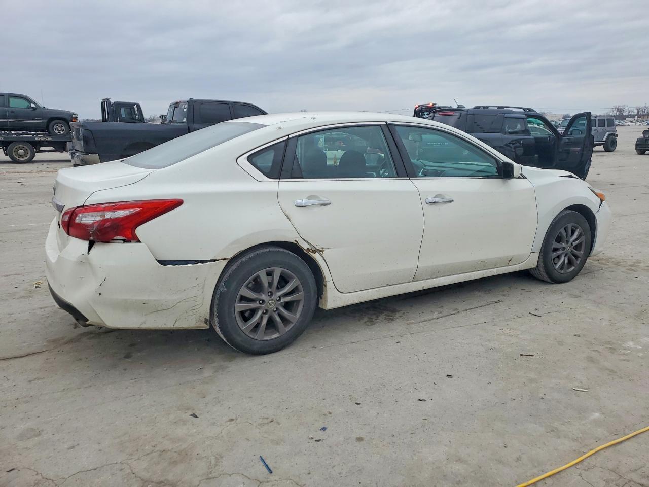 2016 NISSAN ALTIMA 2.5 S photo 5